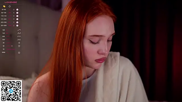 Snapshot of KleinGlif chatting on January 19, 11:12 am KleinGlif online show from January 19, 11:12 am