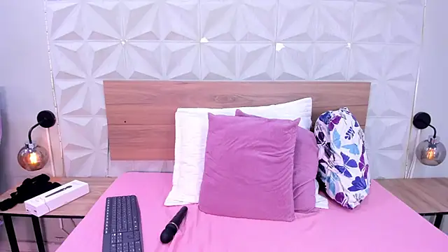 Stacey white  online show from March 27, 7:57 pm