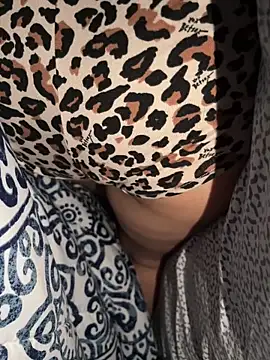 Snapshot of Kinnopo chatting on February 22, 6:35 am Kinnopo online show from February 22, 6:35 am