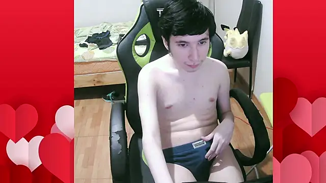 Snapshot of Twink_martinboy chatting on February 25, 11:22 pm Twink martinboy online show from February 25, 11:22 pm