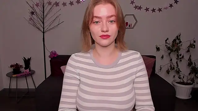 Snapshot of AidaPerry chatting on December 27, 3:04 pm AidaPerry online show from December 27, 3:04 pm
