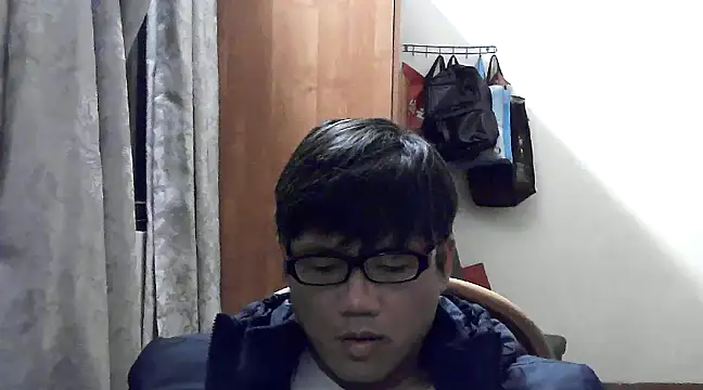 Snapshot of findagirlfriend chatting on December 16, 7:43 pm findagirlfriend online show from December 16, 7:43 pm