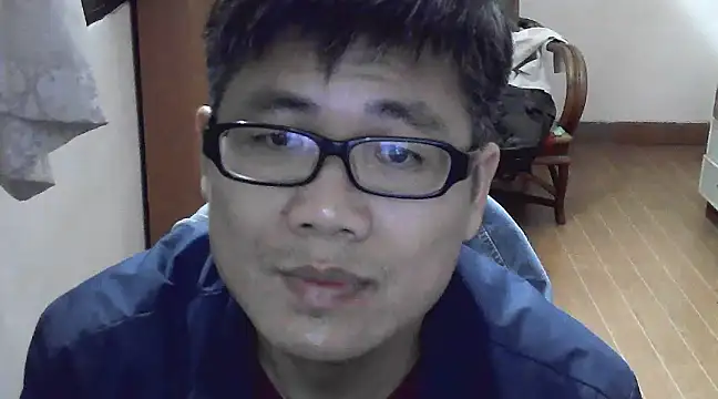 Snapshot of findagirlfriend chatting on March 6, 1:03 pm findagirlfriend online show from March 6, 1:03 pm