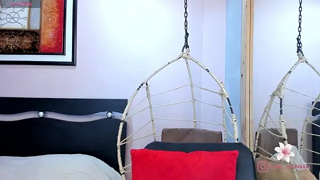 StefyGil  online show from April 7, 12:05 pm