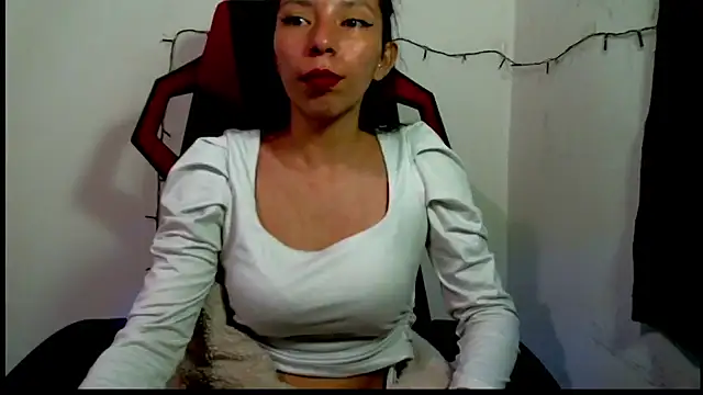 catalina colombia online show from March 19, 5:17 pm