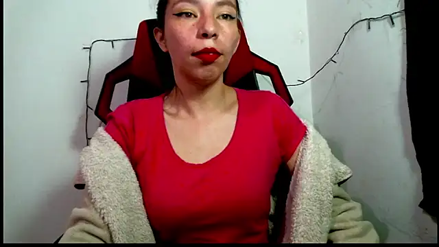 catalina colombia online show from March 20, 1:37 pm