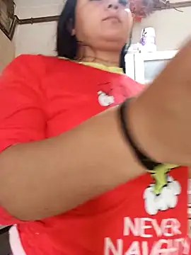 Snapshot of Juanamd1 chatting on May 1, 9:36 am Juanamd1 online show from May 1, 9:36 am