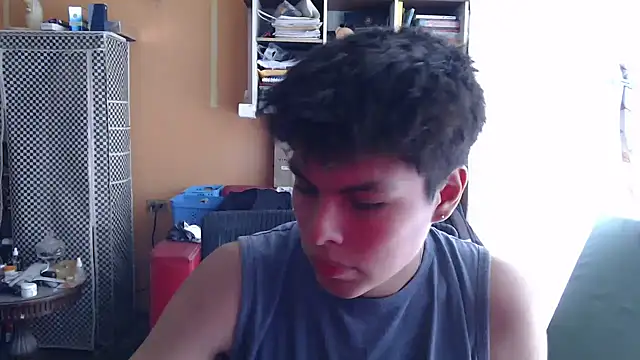 diegotorresd2312 online show from April 8, 5:35 pm