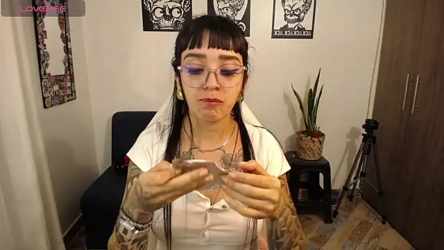 hibridaaa20 online show from October 8, 11:13 pm