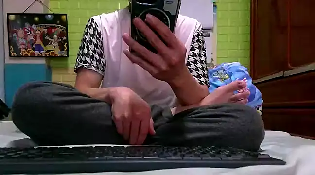 zhan7965 online show from December 12, 3:05 pm