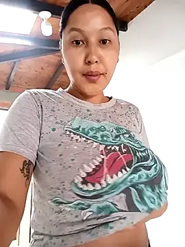 SamaraJay1 online show from April 15, 1:51 pm