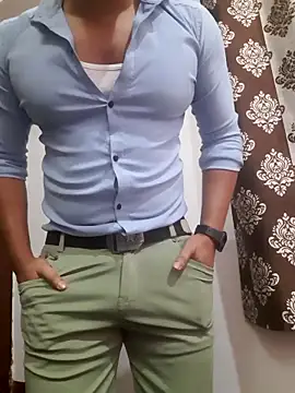 Guyinshortss online show from March 31, 7:36 pm