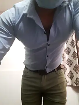 Guyinshortss online show from April 11, 9:08 pm