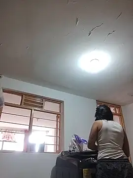 EmmaTorres  online show from November 20, 4:18 pm