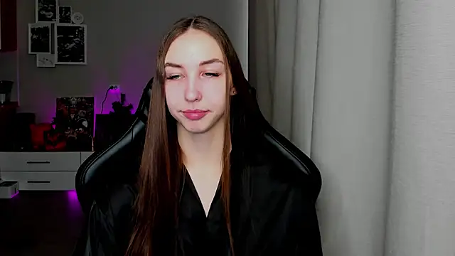 Sm0ly online show from April 1, 2:45 am