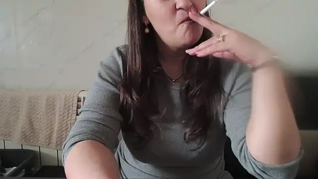 milfmomxx online show from December 17, 10:54 am