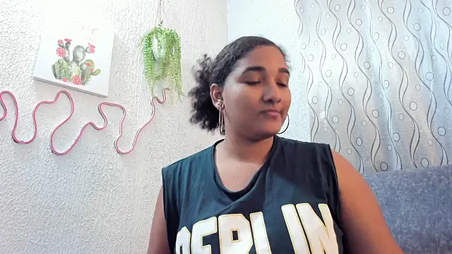 samanthaeliott22 online show from October 15, 5:07 am