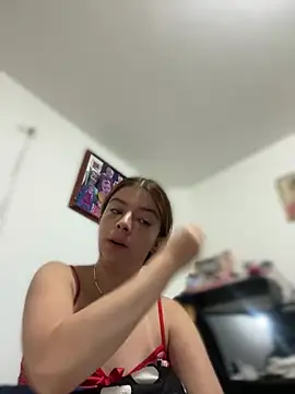 Cloew Marz online show from December 8, 5:33 pm