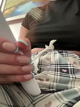 Cloew Marz online show from March 29, 6:30 pm