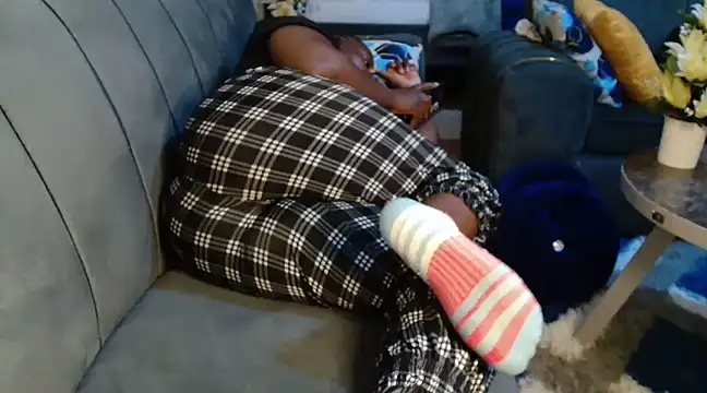 leslysexygirl online show from March 22, 11:21 am