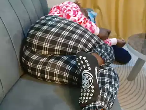 leslysexygirl online show from October 18, 5:21 am