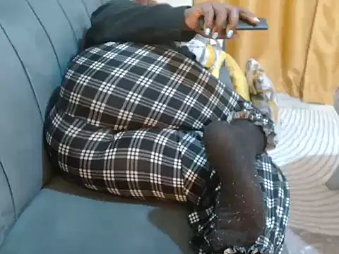 leslysexygirl online show from November 5, 5:18 am