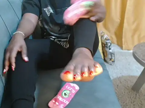 leslysexygirl online show from December 15, 6:17 am