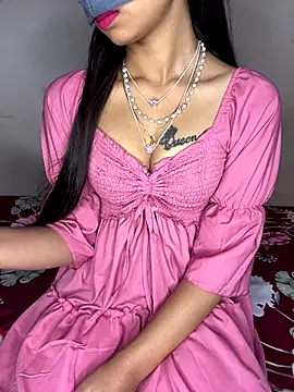 Snapshot of Suhu_love chatting on November 15, 11:32 pm Suhu love online show from November 15, 11:32 pm