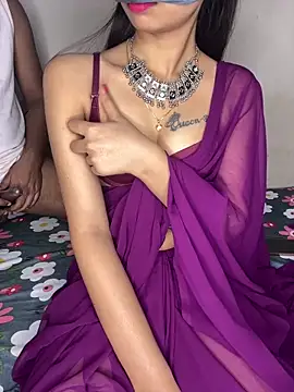 Snapshot of Suhu_love chatting on November 27, 6:10 pm Suhu love online show from November 27, 6:10 pm