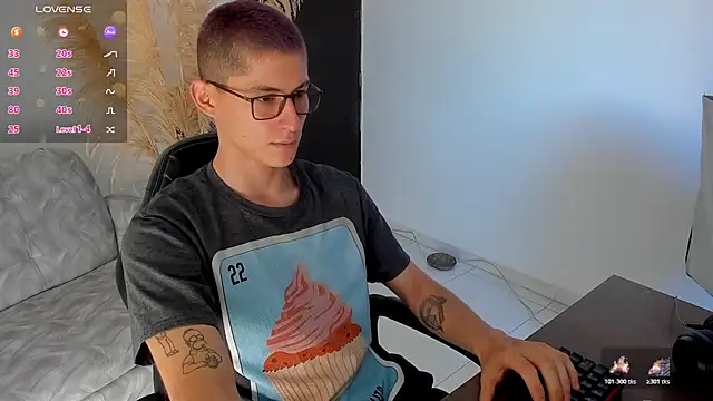 Snapshot of Jaack_str chatting on February 4, 1:39 pm Jaack str online show from February 4, 1:39 pm