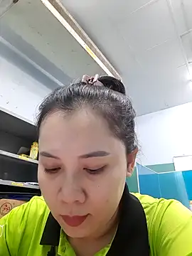 Snapshot of Benlla2802 chatting on December 9, 4:58 pm Benlla2802 online show from December 9, 4:58 pm