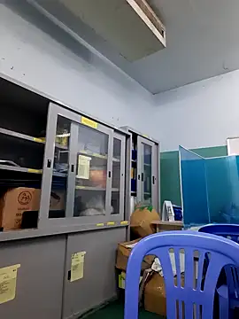 Snapshot of Benlla2802 chatting on December 14, 4:09 pm Benlla2802 online show from December 14, 4:09 pm