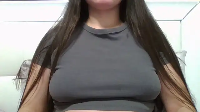 Snapshot of VanesaJewelz chatting on November 8, 9:57 pm VanesaJewelz online show from November 8, 9:57 pm