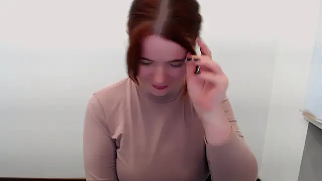 Snapshot of Sun_Alexia chatting on October 2, 2:24 pm Sun Alexia online show from October 2, 2:24 pm