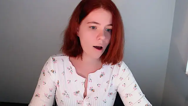 Snapshot of Sun_Alexia chatting on October 8, 12:36 pm Sun Alexia online show from October 8, 12:36 pm