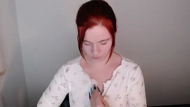 Snapshot of Sun_Alexia chatting on October 9, 1:14 am Sun Alexia online show from October 9, 1:14 am