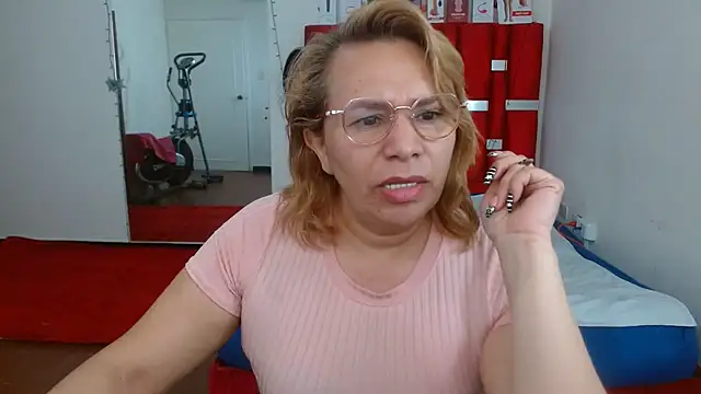 krystal thomson online show from November 7, 4:29 pm