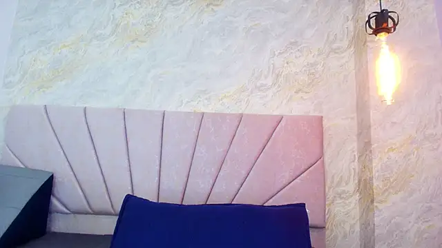 Snapshot of Mia_candy_0 chatting on June 22, 12:13 pm Mia candy 0 online show from June 22, 12:13 pm