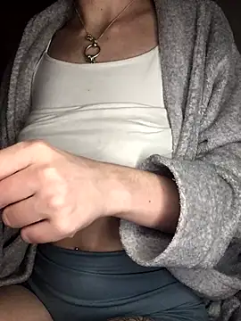 indie-rayne online show from December 4, 5:16 am