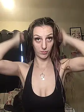 indie-rayne online show from December 12, 2:33 pm
