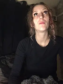 indie-rayne online show from December 13, 7:43 pm