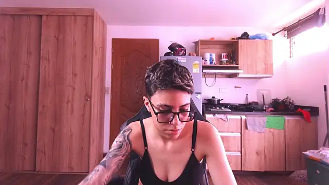 Cutie Shy  online show from March 12, 5:52 pm