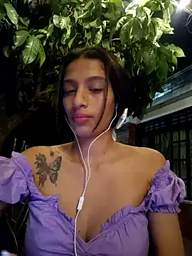 lily sk online show from December 14, 3:18 am