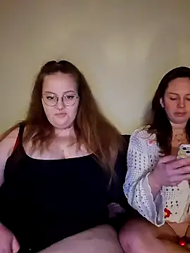 Snapshot of _Julie_x chatting on January 24, 5:53 pm Julie x online show from January 24, 5:53 pm