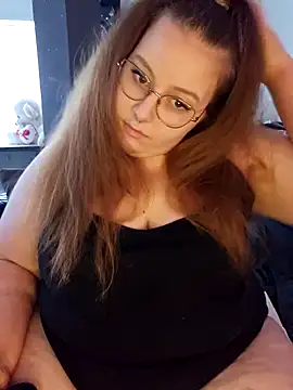 Snapshot of _Julie_x chatting on January 28, 2:21 pm Julie x online show from January 28, 2:21 pm