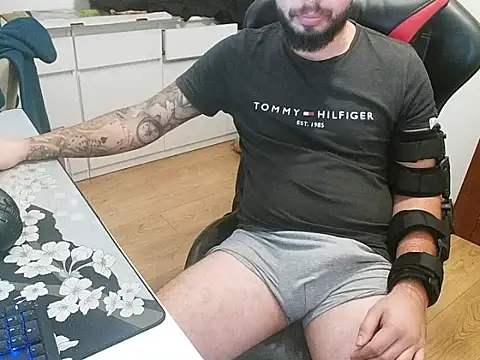 prezydentcam online show from October 22, 7:30 am