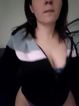 lolitalamasbonita01 online show from January 11, 4:45 pm