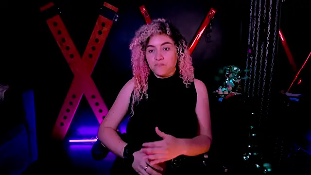 Kateryn  online show from December 20, 8:45 pm