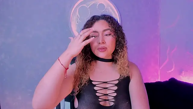 Kateryn  online show from October 11, 8:07 pm