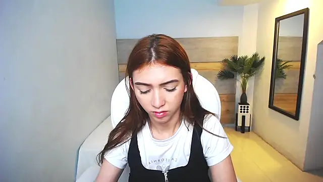 liseth fox online show from January 17, 10:45 pm